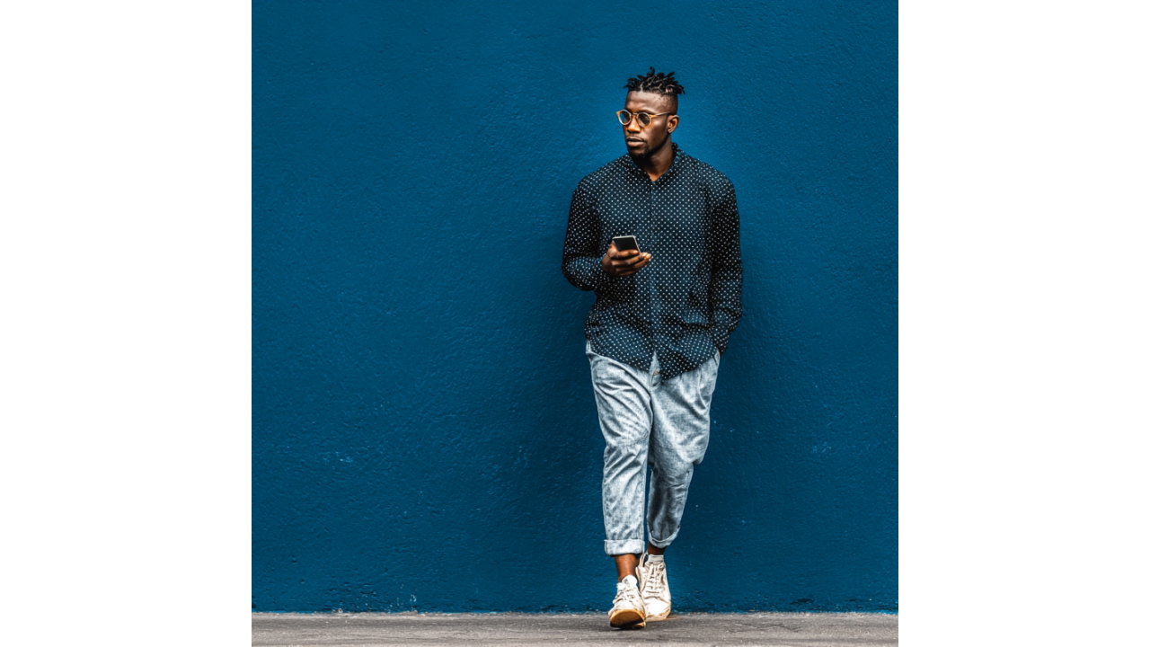 ChatGPT's mobile app shows slowing download growth and declining daily use, per Apptopia analysis. We examine what happens when AI tools transition from shiny new toy to utility—and why that's the real test.