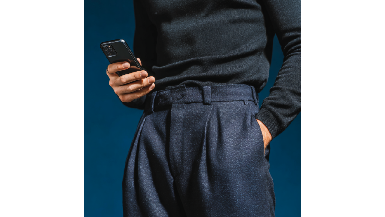 Apple's Siri Reboot: The Chatbot They Said They'd Never Build